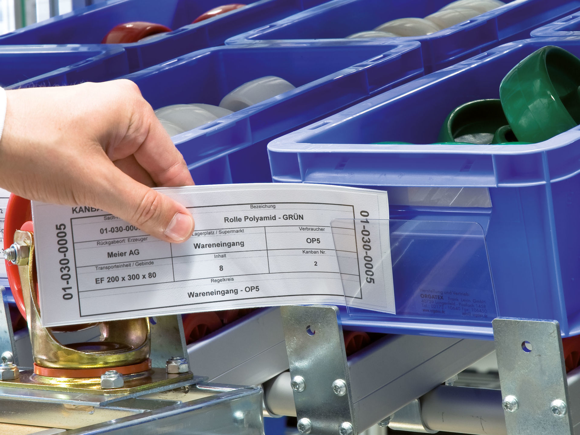 label holder adesivo con supporto inclinato 100x61x14mmSoluzioni per la